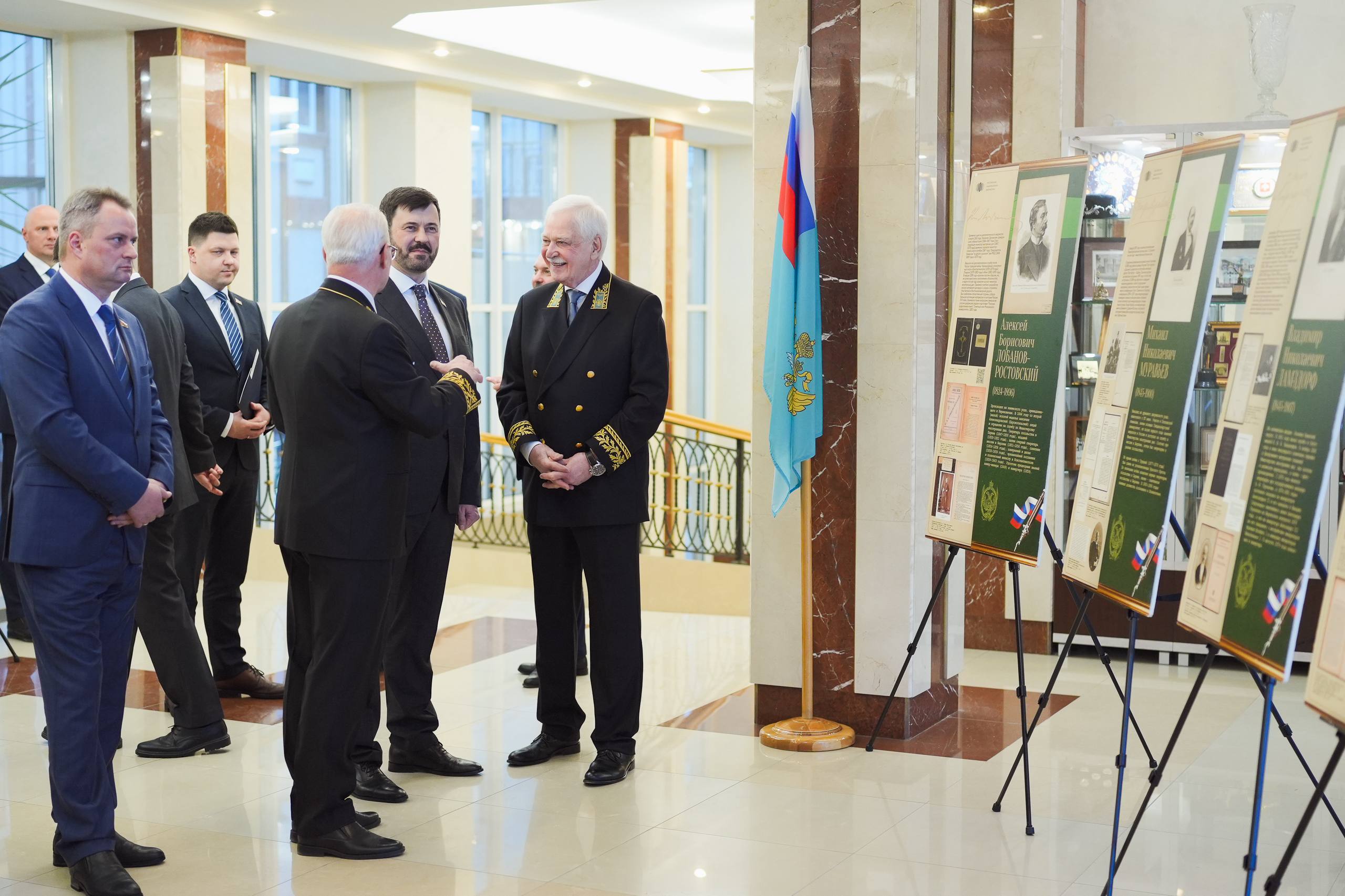 В Посольстве открылась экспозиция «Три века Петербургской дипломатии», посвящённая истории отечественной внешнеполитической службы В Посольстве открылась экспозиция «Три века Петербургской дипломатии», посвящённая истории отечественной внешнеполитической службы