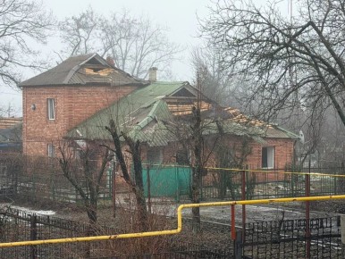 15 человек ранены при массированной атаке БПЛА в поселке Центральный в ЛНР, 4 из них в тяжелом состоянии, сообщил глава региона Леонид Пасечник