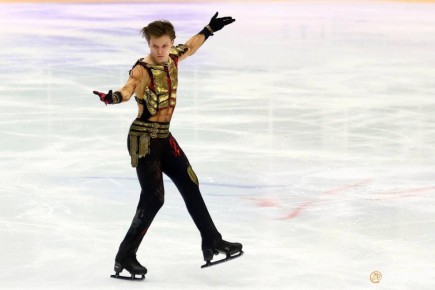 Евгений Семененко выиграл чемпионат Петербурга по фигурному катанию, набрав 276,43 балла по сумме двух программ