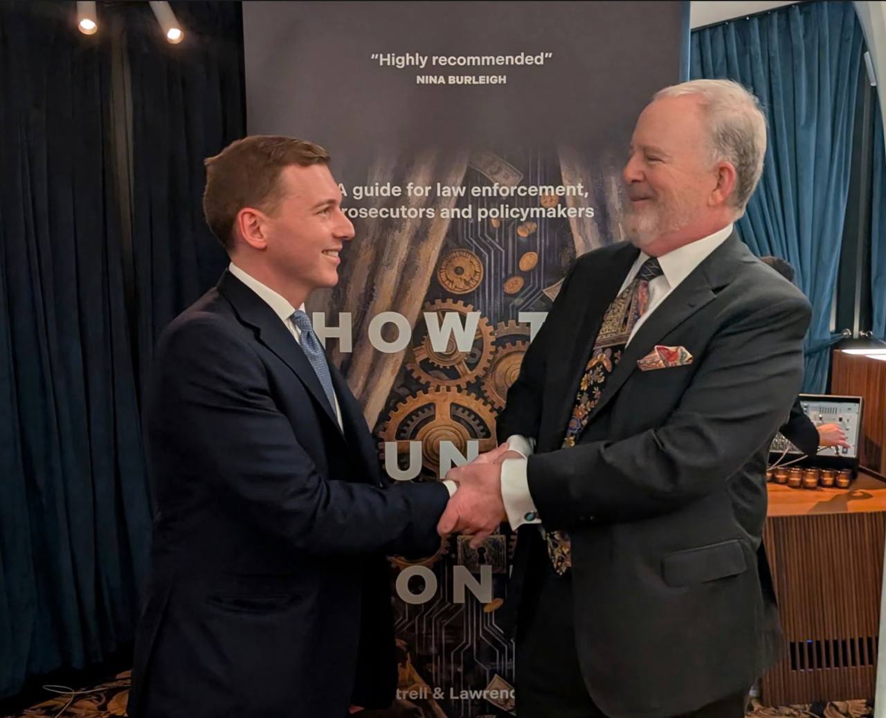 Владимир Корнилов: В Британии торжественно представлена книга «Как отмывать деньги»