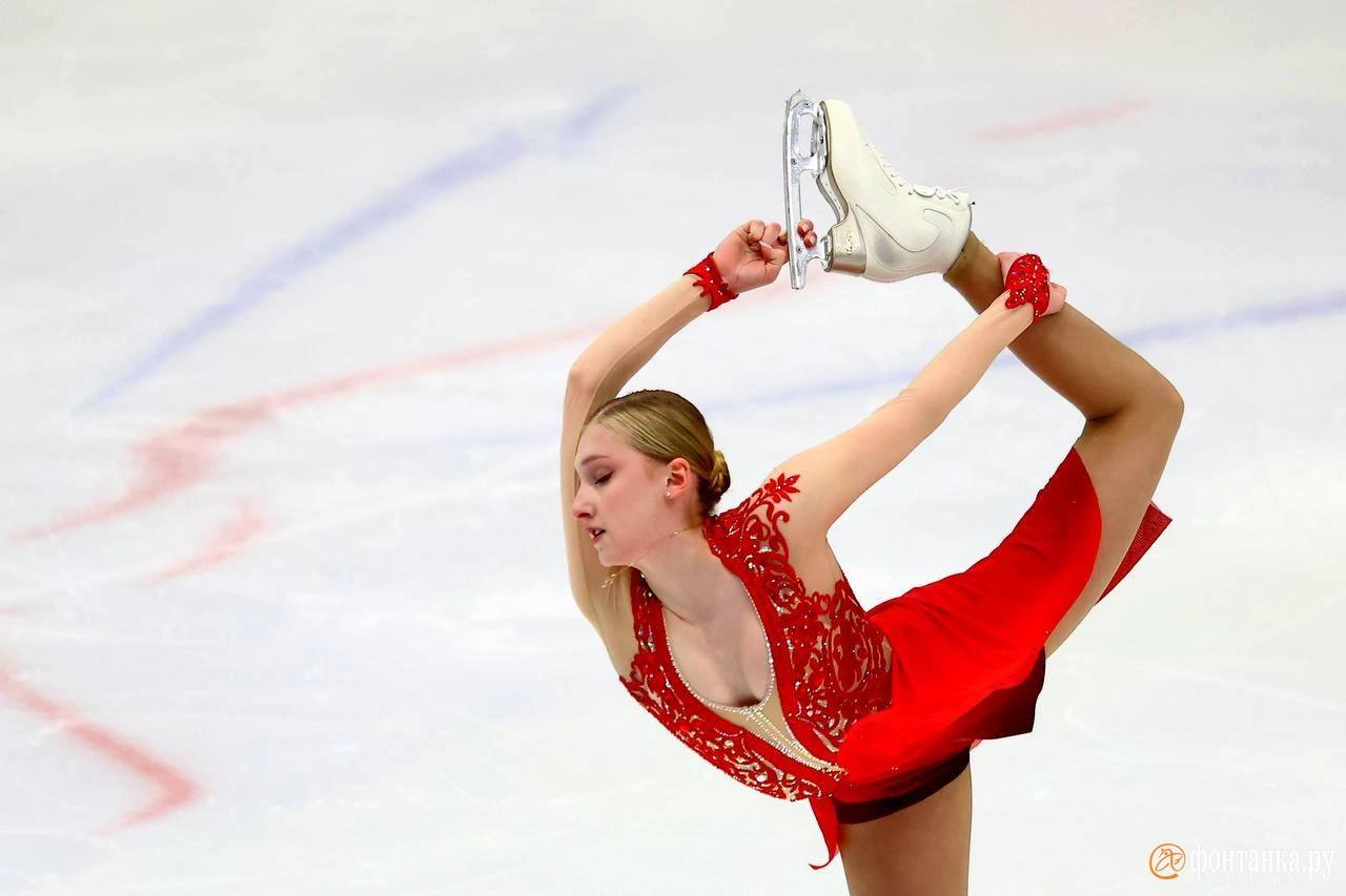 Евгений Семененко выиграл чемпионат Петербурга по фигурному катанию, набрав 276,43 балла по сумме двух программ Евгений Семененко выиграл чемпионат Петербурга по фигурному катанию, набрав 276,43 балла по сумме двух программ