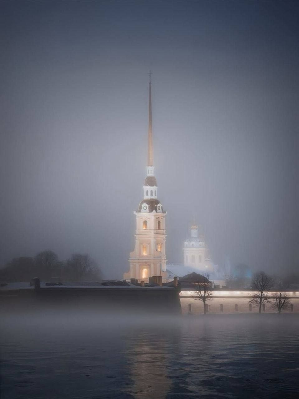 Санкт-Петербург в вечернем тумане Санкт-Петербург в вечернем тумане