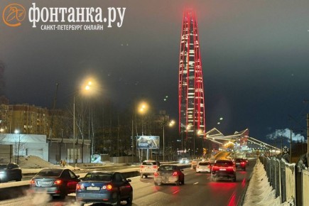 Похоже, китайский Новый год от «Лахта Центра»!