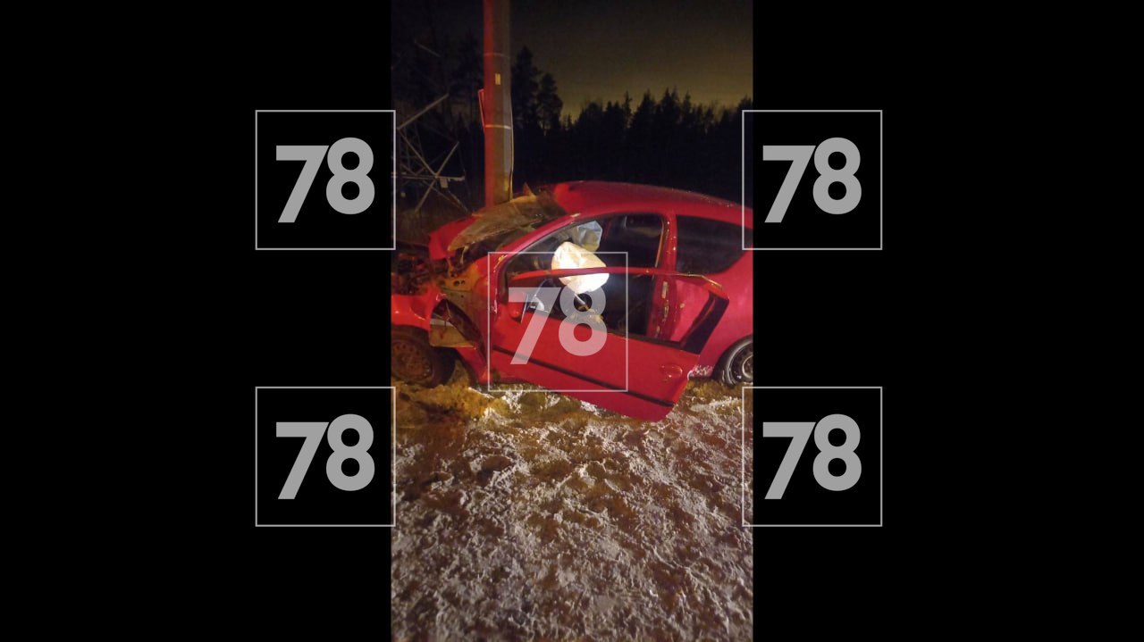 Иномарка влетела в столб на трассе «Кола» Иномарка влетела в столб на трассе «Кола»