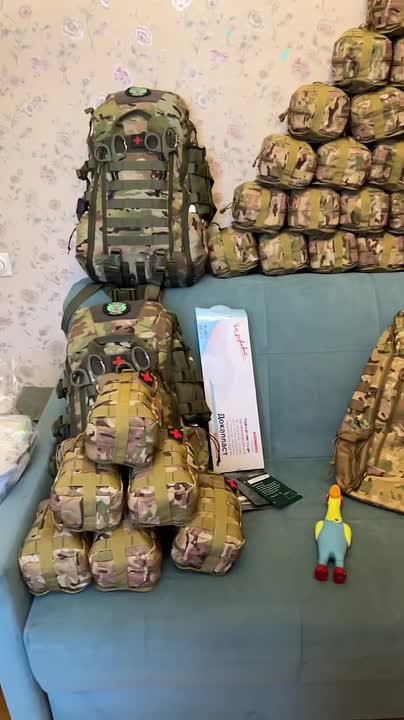 Юлия Витязева: Из насущно-горящено: просьба от наших хирургов собрать им 4 фельдшерско-хирургические сумки для работы группы эвакуации для оказания догоспитальной помощи раненым