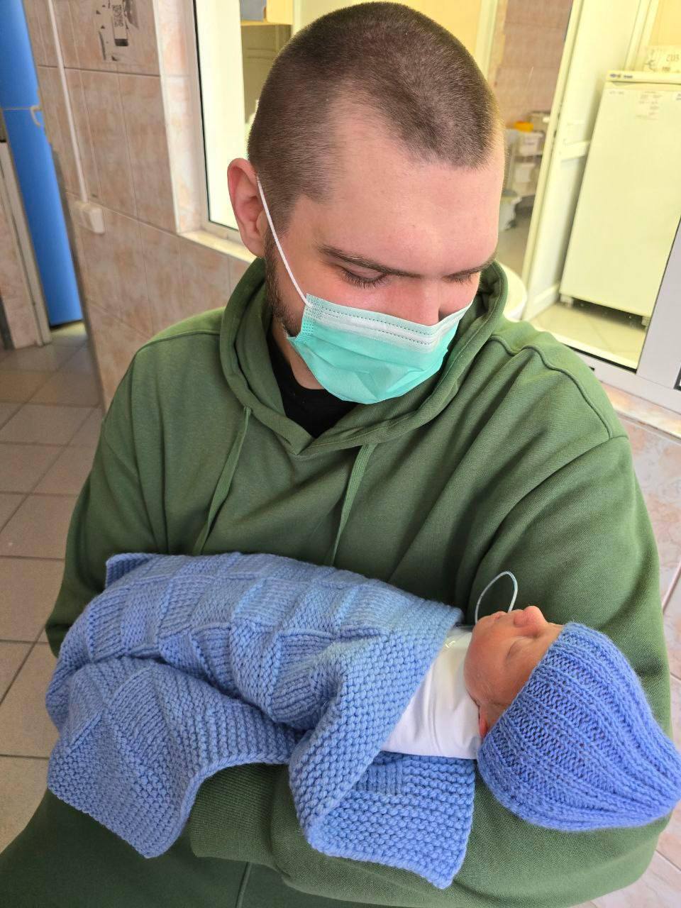 Подмосковные врачи спасли женщину, у которой случился инсульт во время родов