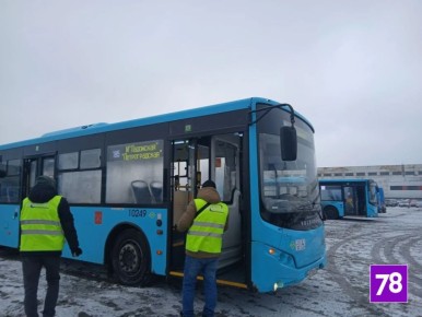 Городские автобусы проверили сегодня на соблюдение чистоты