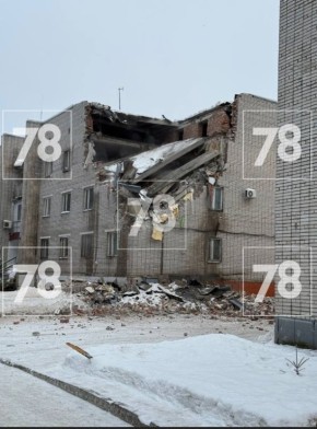 Двое погибли в результате взрыва в здании военной комендатуры в Сертолово, сообщил источник