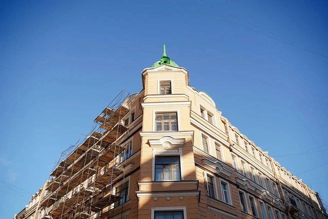 В обрушившийся дом на Большой Зелениной первые жители смогут вернуться к концу года