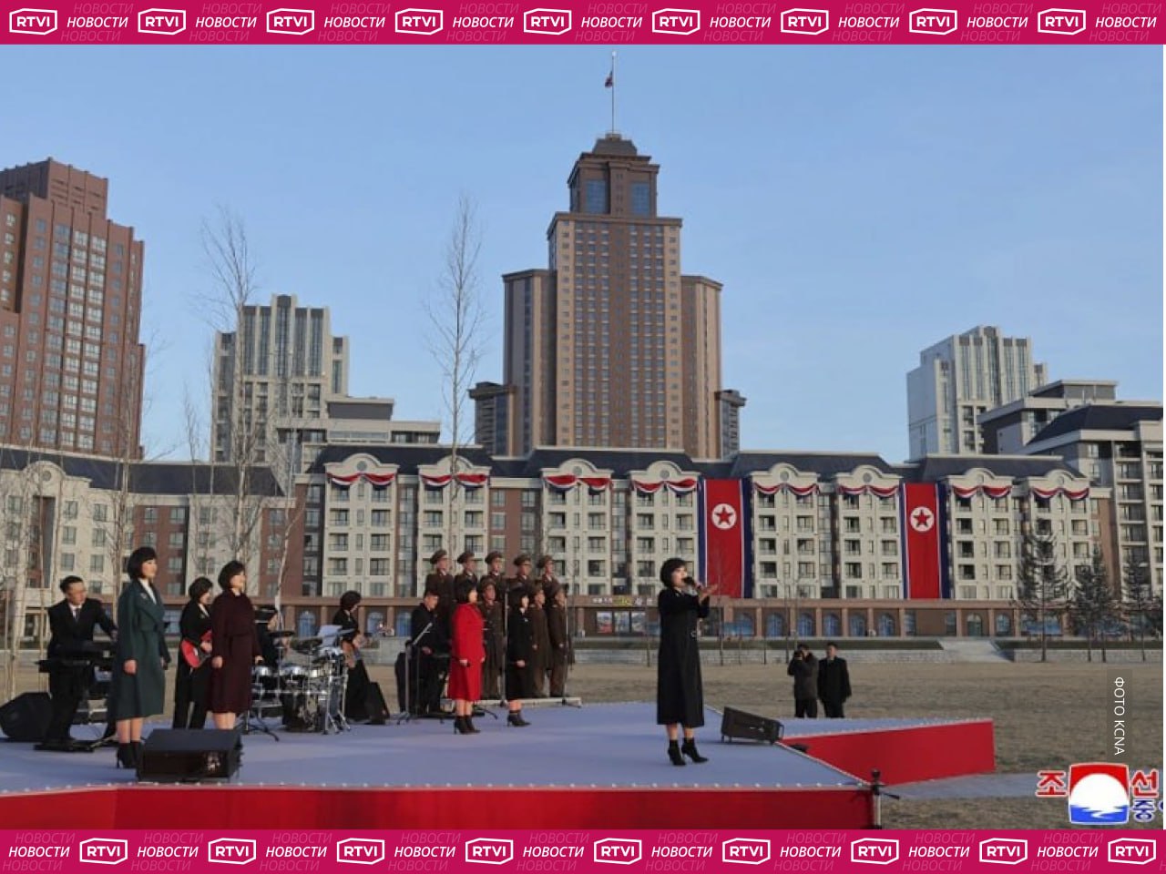 Ким Чен Ын торжественно открыл в Пхеньяне улицу в честь «героев-бойцов зарубежной военной операции» Ким Чен Ын торжественно открыл в Пхеньяне улицу в честь «героев-бойцов зарубежной военной операции»