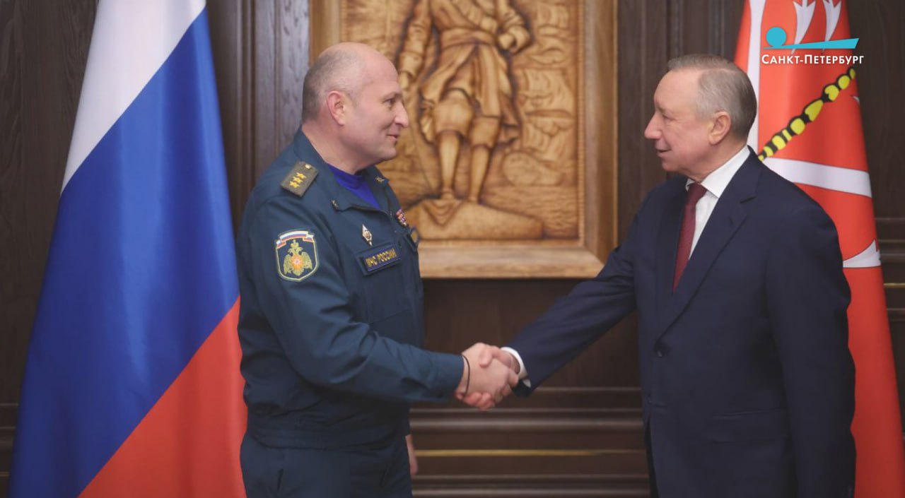 Александр Беглов и Александр Куренков обсудили расширение возможностей петербургского пожарно-спасательного гарнизона