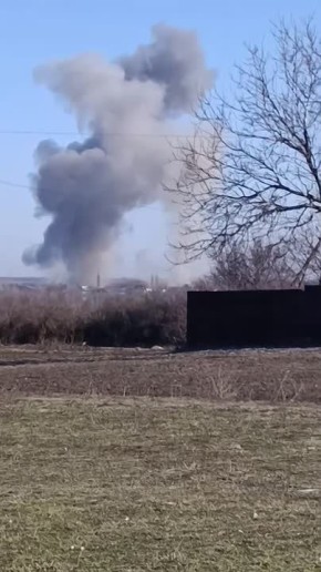 Прилет авиабомб ФАБ с УМПК по пунктам временной дислокации боевиков киевского режима в н.п. Камышеваха Запорожской области