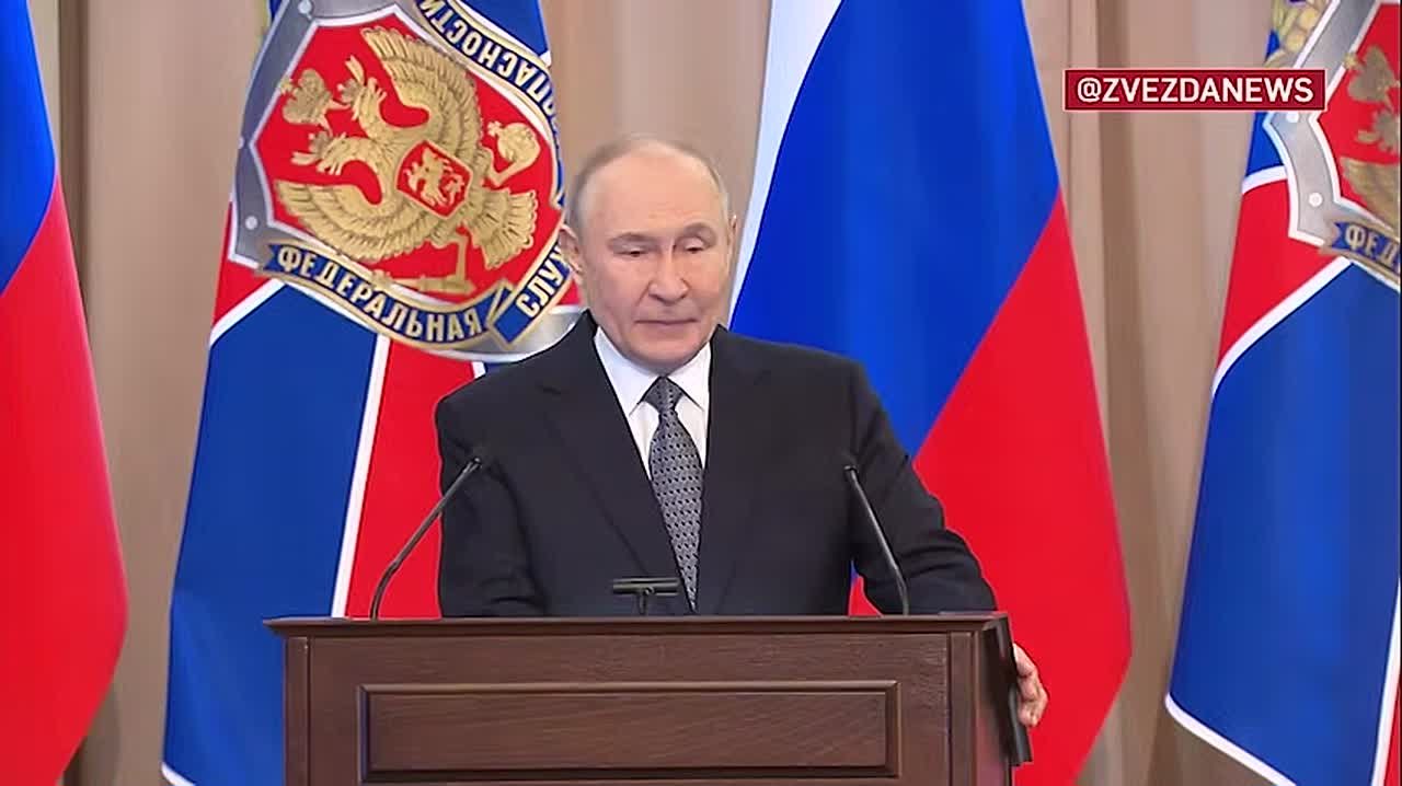 Подорвавшим машину сотрудников ДПС на Савеловском вокзале оказался 22-летний уроженец Удмуртии, сообщили в СК