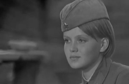 Не стало Ирины Шевчук. Звезде фильма «А зори здесь тихие» было 74. Её Рита Осянина стала символом целого поколения — мужества, нежности и жертвенности