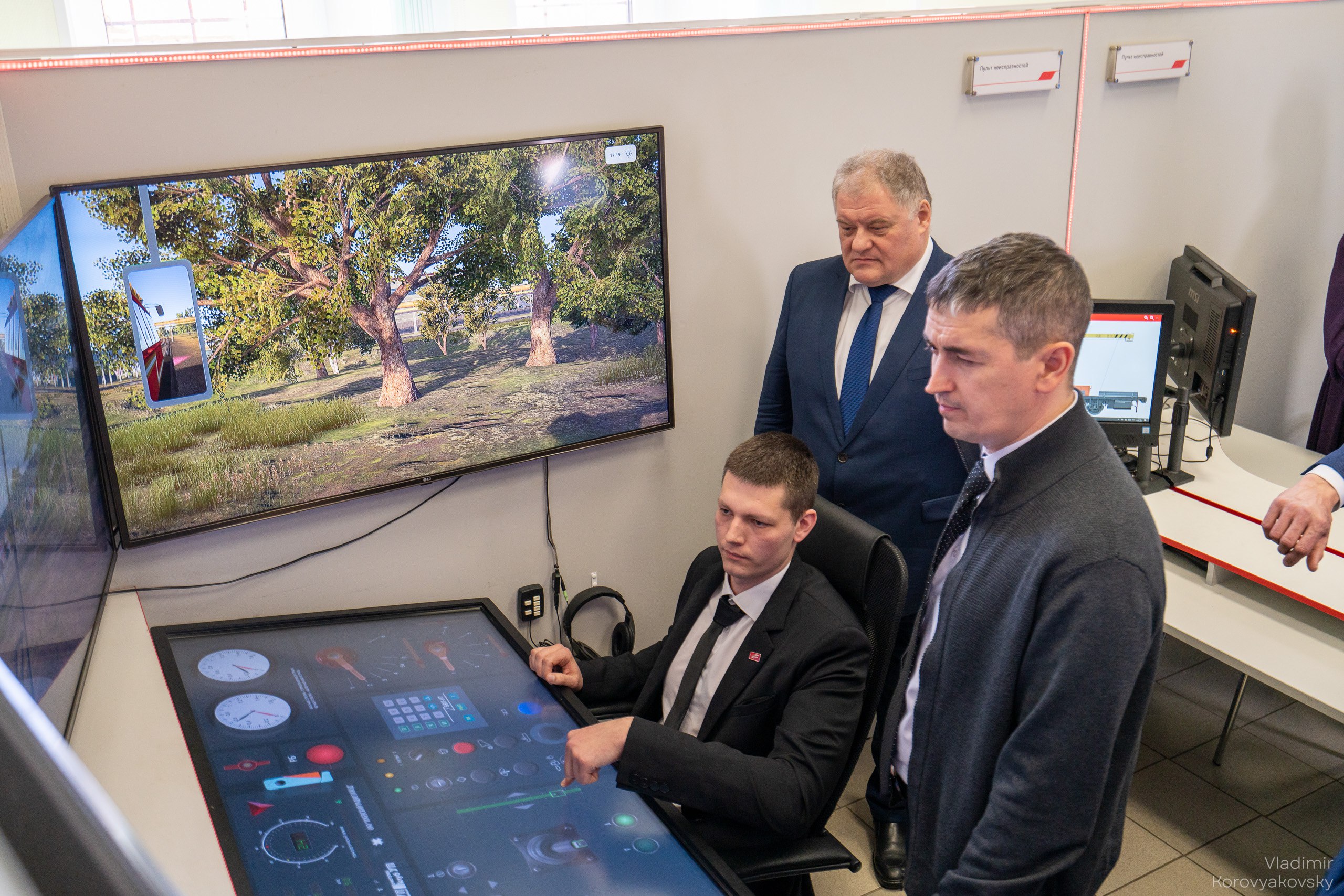 Новая лаборатория современных путевых и строительных дорожных машин и инновационный учебный класс в ПГУПС Новая лаборатория современных путевых и строительных дорожных машин и инновационный учебный класс в ПГУПС