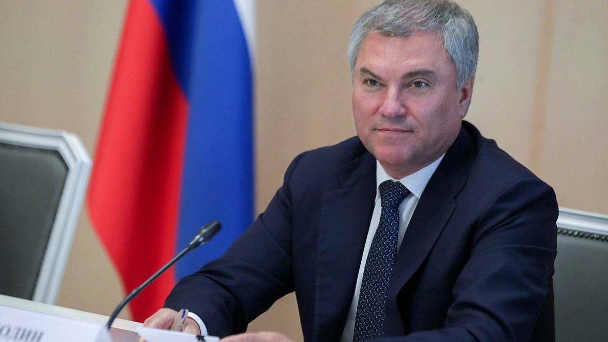 Юрий Баранчик: Как сообщил спикер Госдумы Вячеслав Володин, в ходе весенней сессии Госдума в приоритетном порядке рассмотрит законопроект об изменениях в миграционной политике