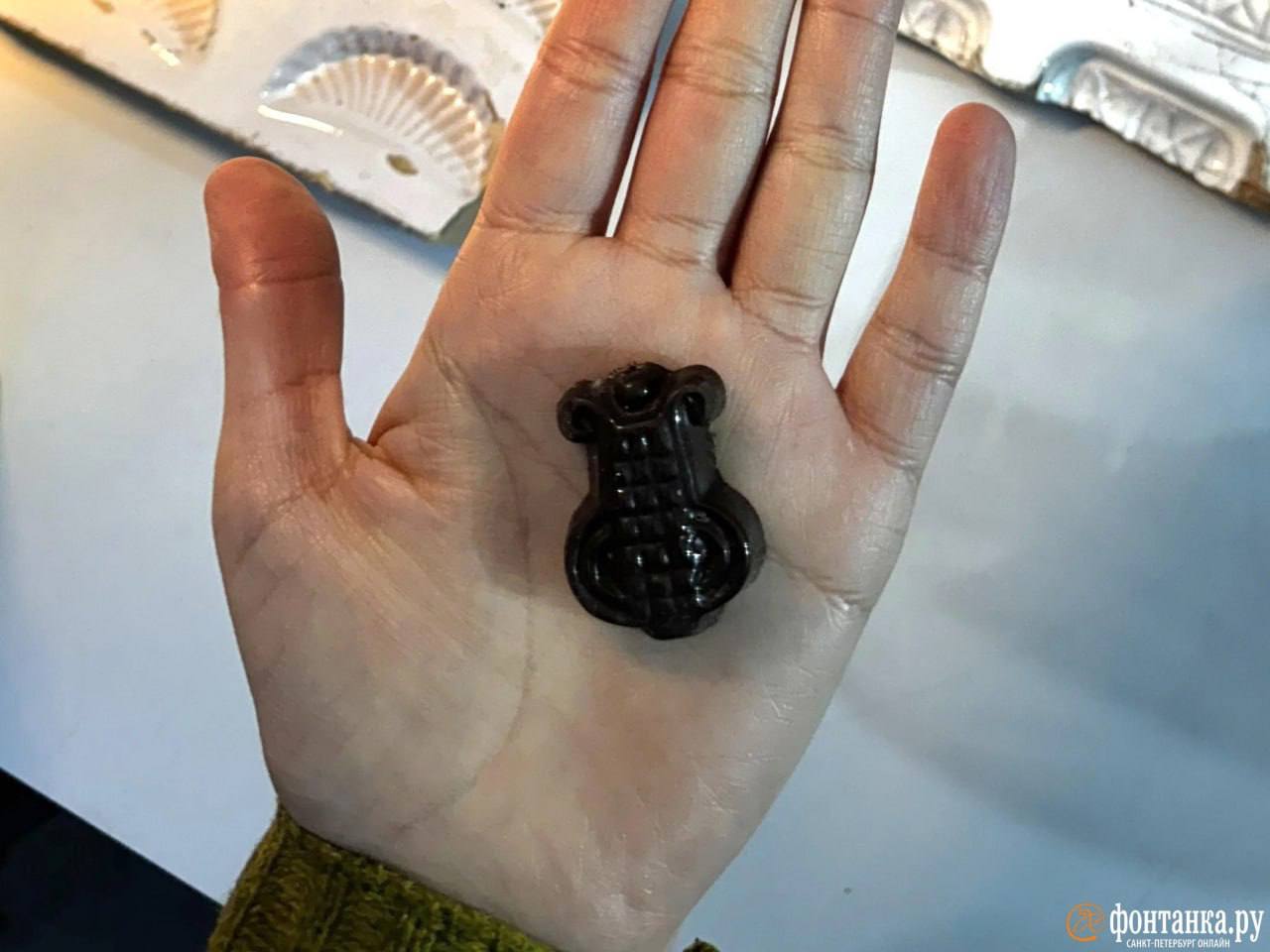 Среди мусора в отреставрированном доме архитектора Александра Брюллова на Васильевском острове нашли формы для конфет начала ХХ века Среди мусора в отреставрированном доме архитектора Александра Брюллова на Васильевском острове нашли формы для конфет начала ХХ века