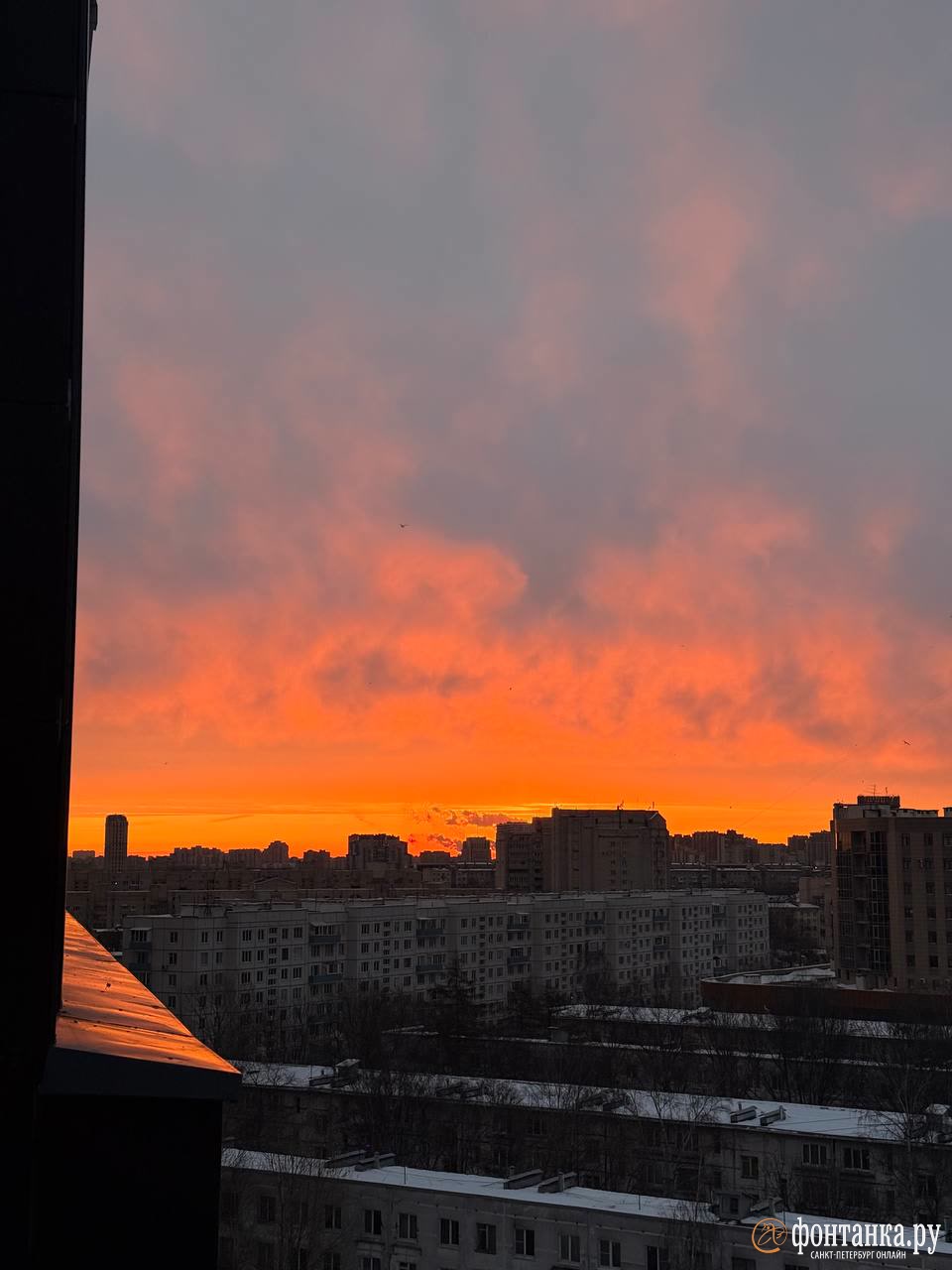 Бесконечно можно смотреть на огонь, воду и красочный рассвет в Петербурге Бесконечно можно смотреть на огонь, воду и красочный рассвет в Петербурге