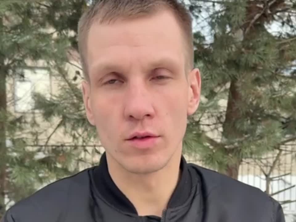 Вынесли золота на 4 миллиона: фанат ювелирки в Выборгском ТЦ работал не один