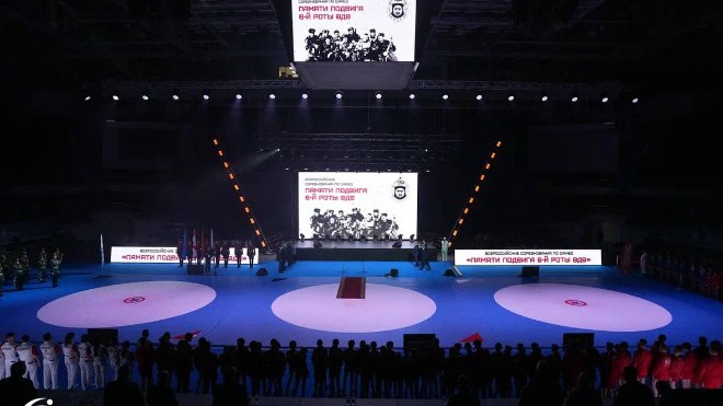 Юный ленинградец взял золото на всероссийских соревнованиях по самбо