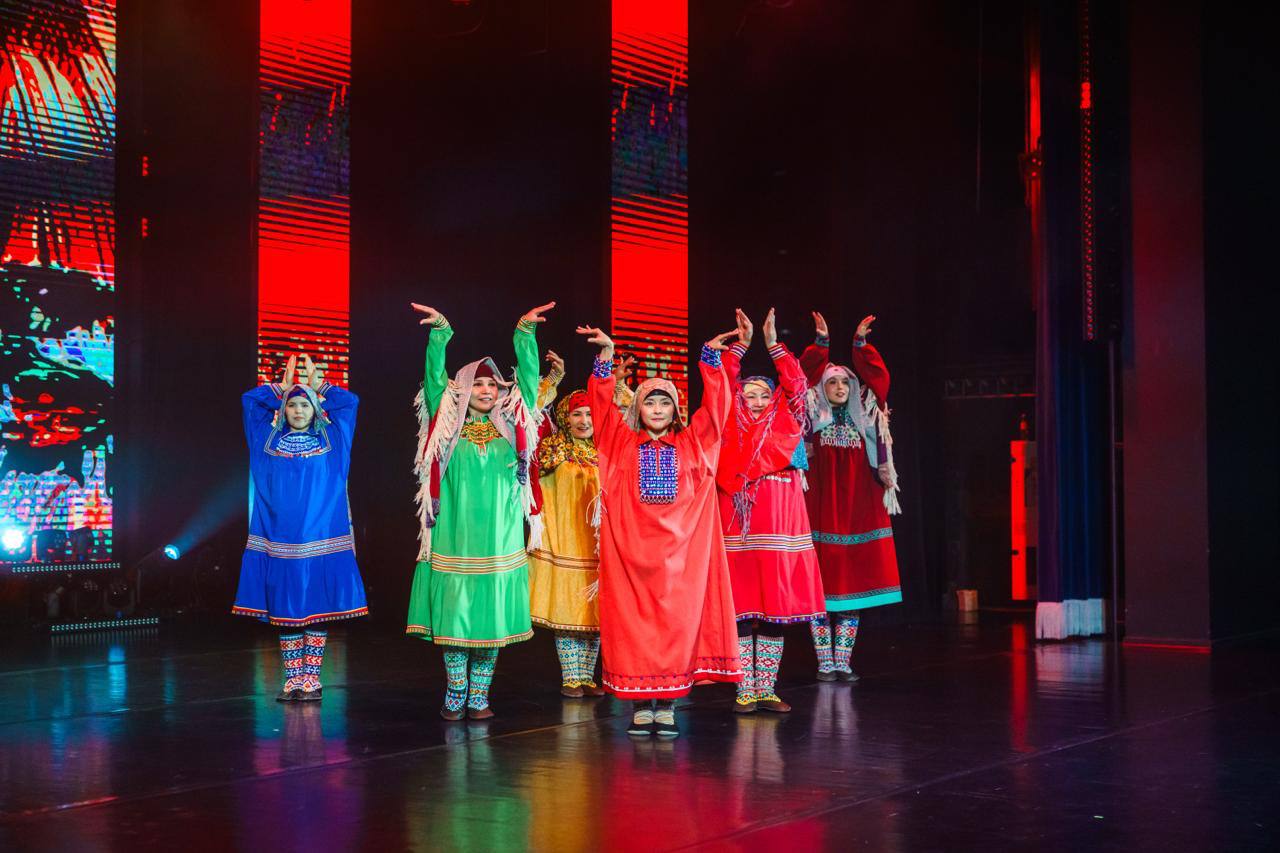 Нас объединяет слово: Югра впервые стала площадкой для большого профессионального диалога о будущем родных языков Нас объединяет слово: Югра впервые стала площадкой для большого профессионального диалога о будущем родных языков