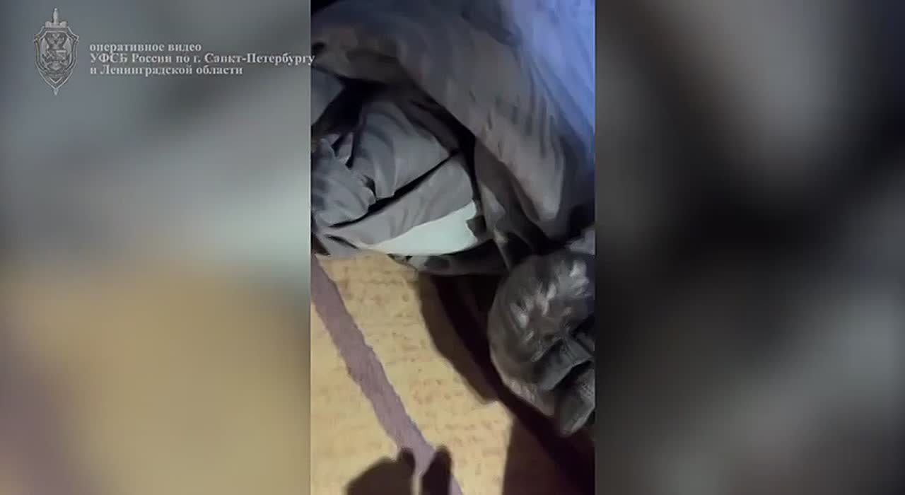 В Петербурге оперативники ФСБ задержали фальшивых силовиков