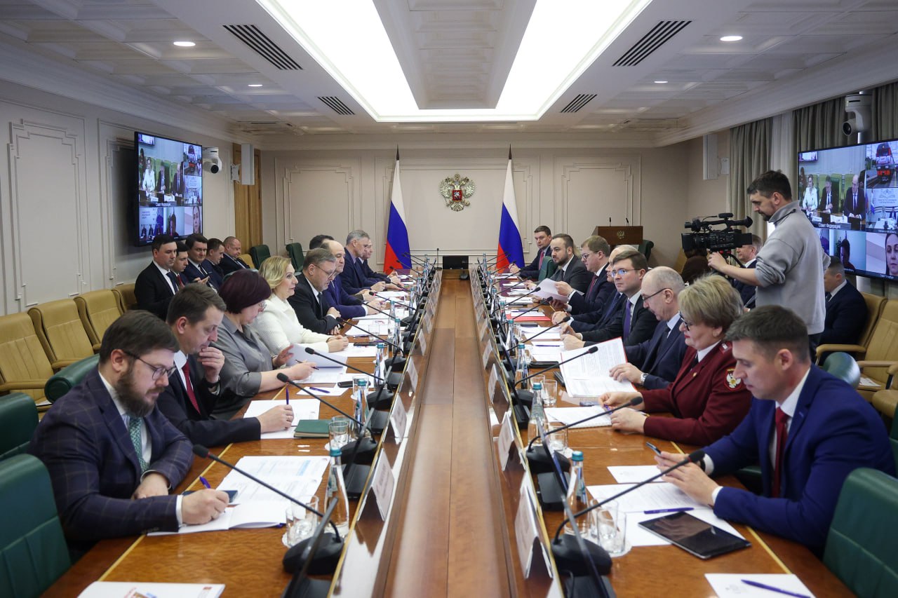 В верхней палате состоялось заседание Организационного комитета культурно-образовательного проекта «Поезд Памяти»