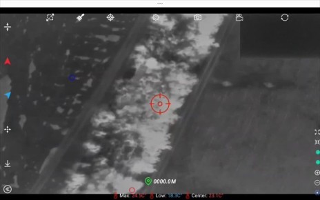 Доброе утро. Операторы тяжелых гексакоптеров "Мангас группировки войск "Восток" ВС РФ обеспечивают доставку боеприпасов, воды и провизии нашим штурмовикам на передовую