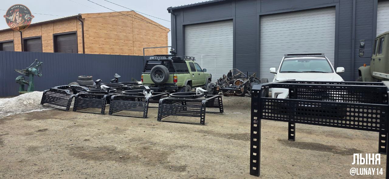 Продолжается наш волонтерский проект по оснащению мобильных групп ПВО — мы собираем и передаем комплекты с кунгами и поворотными турелями для защиты от атак вражеских беспилотников Продолжается наш волонтерский проект по оснащению мобильных групп ПВО — мы собираем и передаем комплекты с кунгами и поворотными турелями для защиты от атак вражеских беспилотников