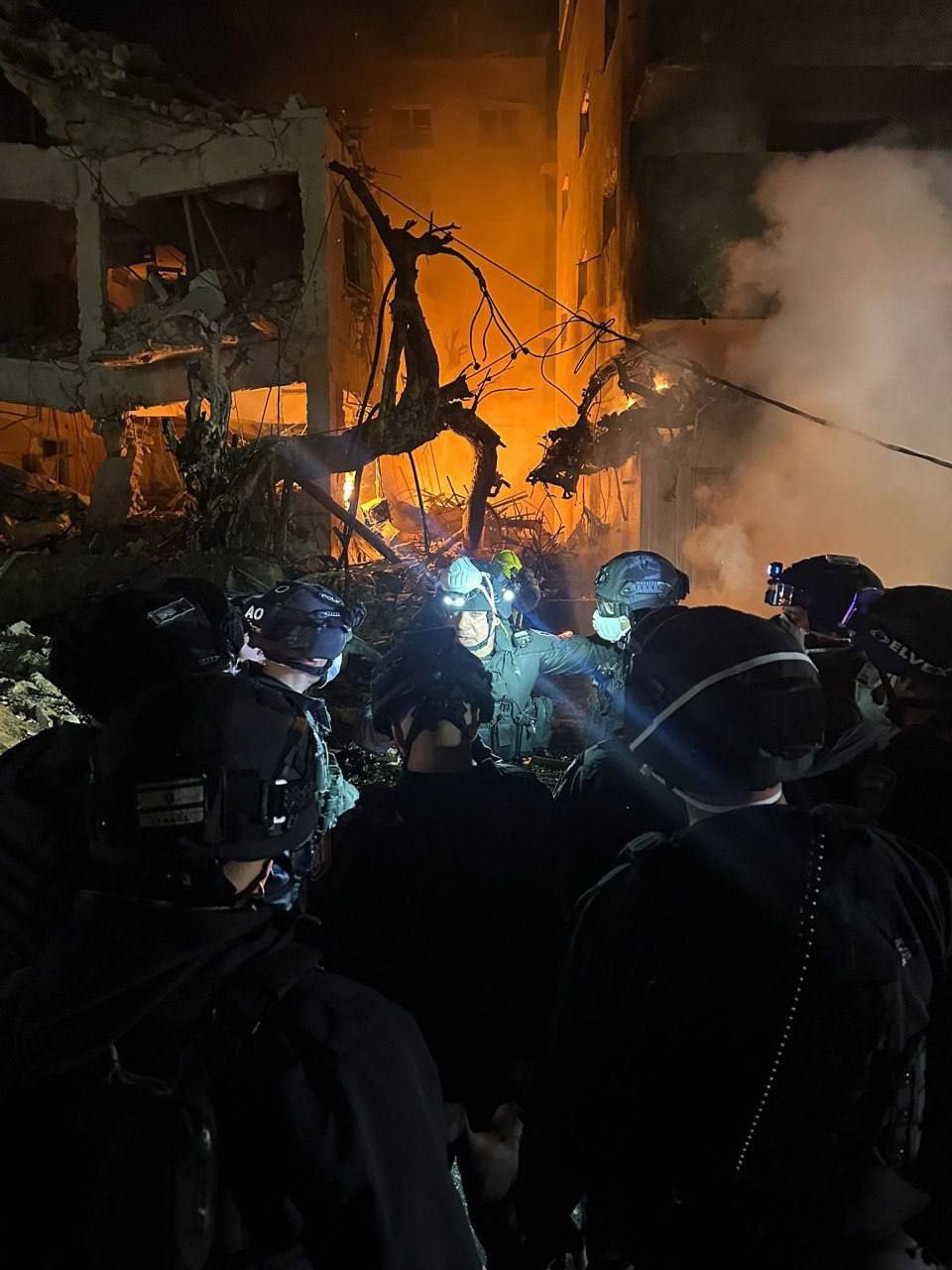 Сергей Колясников: Удар иранской ракеты по Тель-Авиву Сергей Колясников: Удар иранской ракеты по Тель-Авиву