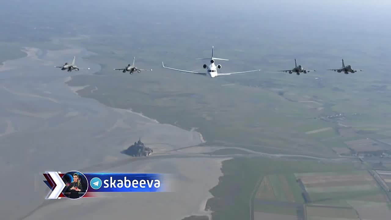 Макрон летит бряцать французской ядерной палочкой