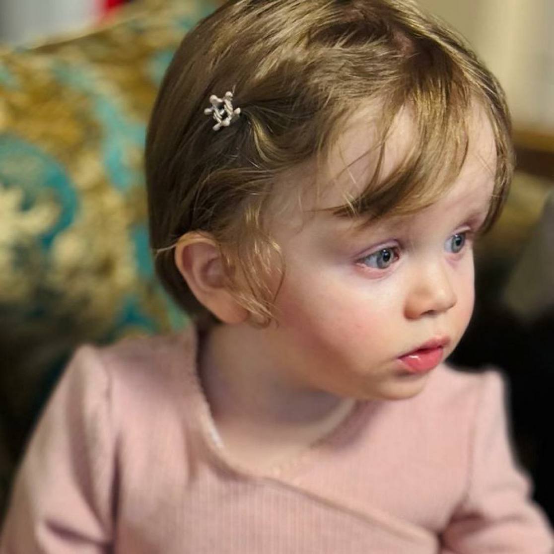 «Ей было всего 14 месяцев»: в ходе военных ударов погибла внучка Хаменеи