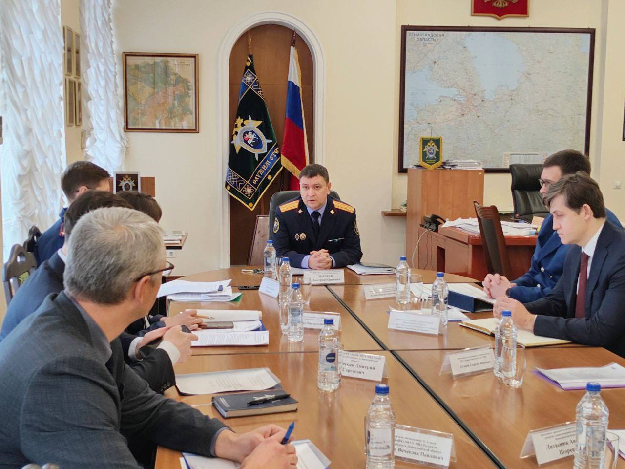 Исполняющий обязанности руководителя следственного управления СК России по Ленинградской области провел межведомственное совещание по вопросу организации работы и расследованию уголовных дел в сфере реализации национальных...