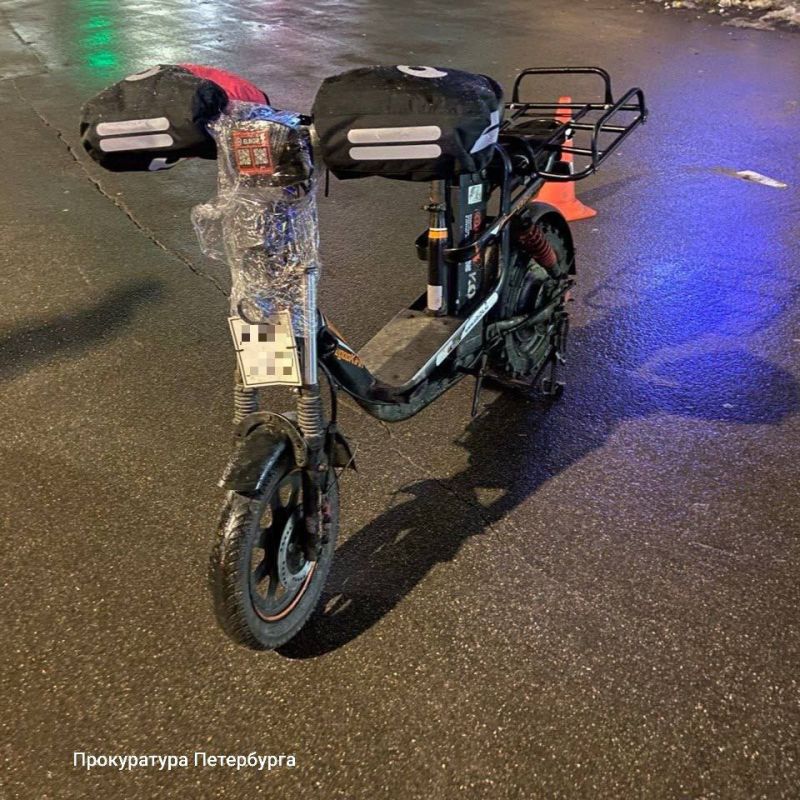 У четырехлетнего малыша, сбитого на Народного Ополчения, травма головы и перелом голени