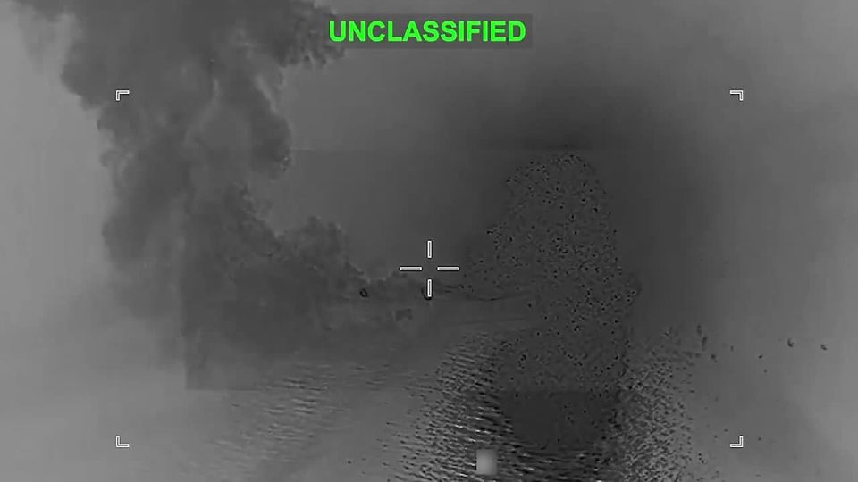 Александр Коц: Американцы атаковали иранский «авианосец»