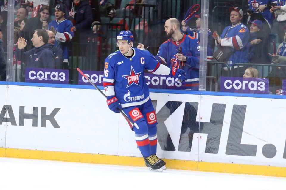 Капитан петербургского СКА Сергей Плотников стал четвертым игроком в истории КХЛ, сыгравшим 1000 матчей в лиге