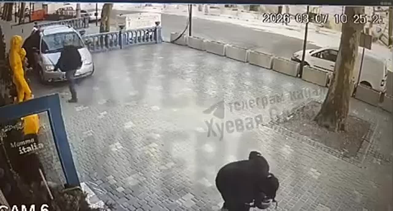 Попытка спрятаться в одесском кафе от людоловов закончилась неудачно