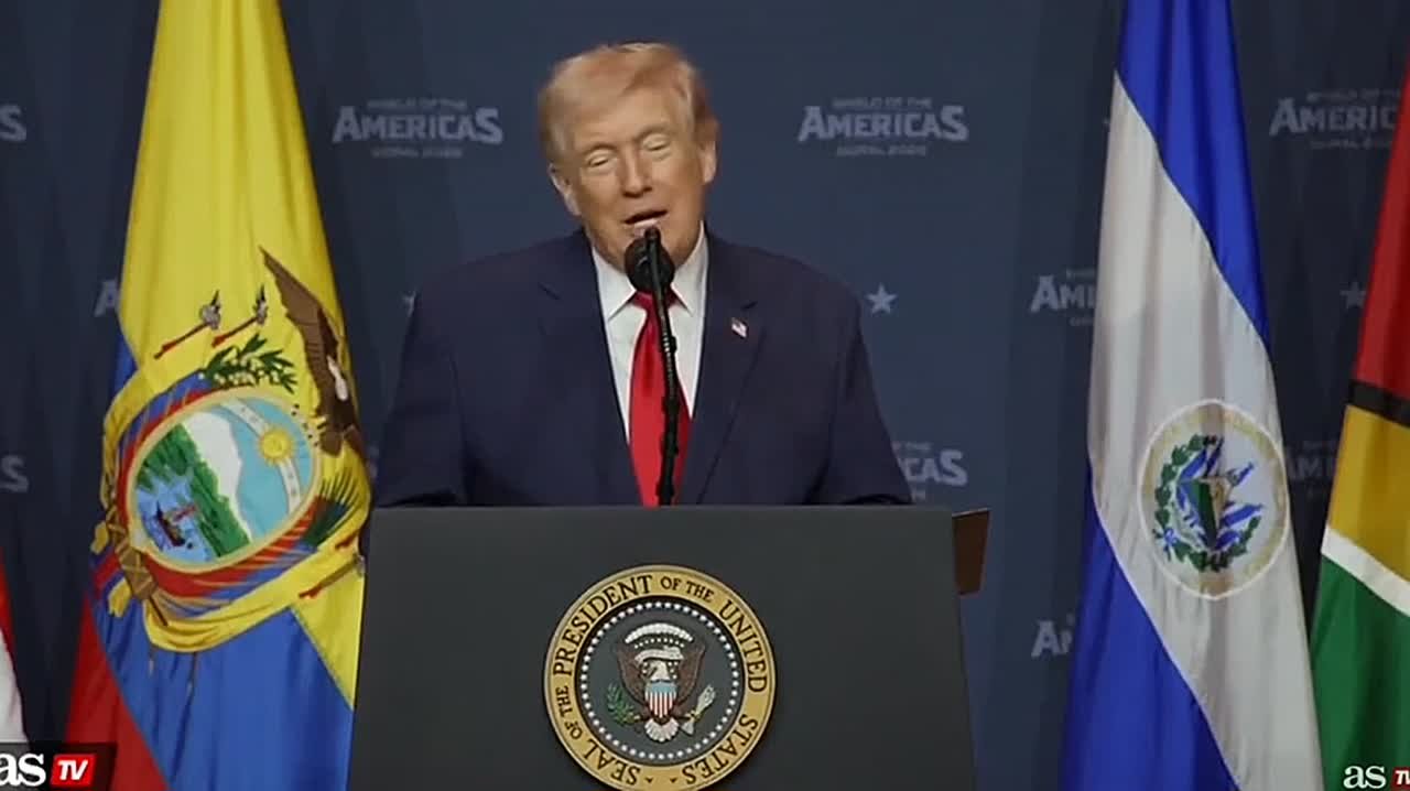 Юрий Баранчик: В субботу Дональд Трамп созвал в своем гольф-клубе в Майами встречу лидеров стран Латинской Америки