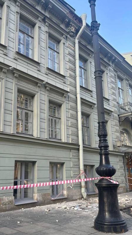 ����������� ��������������� ������ �. �����-���������� �������� �������� � ����� � ��������� ���������� ������������ ���� � ������ ���� �� ����� ������� �������