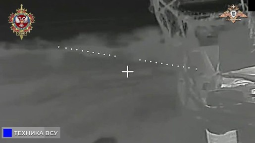 «Охотник» сжигает технику и броню ВСУ