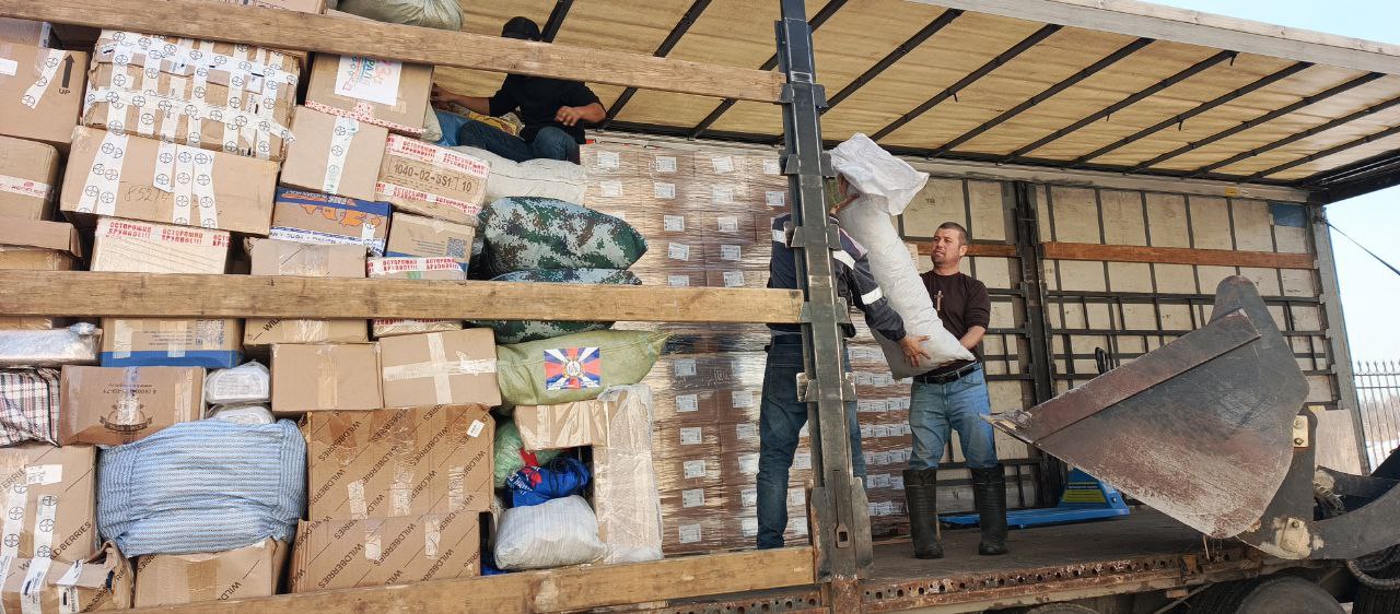 В первые весенние дни МОО Вече совместно с нашими друзьями, коллегами и сторонниками, отправило очередной большой груз гуманитарной помощи нашим бойцам в зону проведения Специальной Военной Операции В первые весенние дни МОО Вече совместно с нашими друзьями, коллегами и сторонниками, отправило очередной большой груз гуманитарной помощи нашим бойцам в зону проведения Специальной Военной Операции