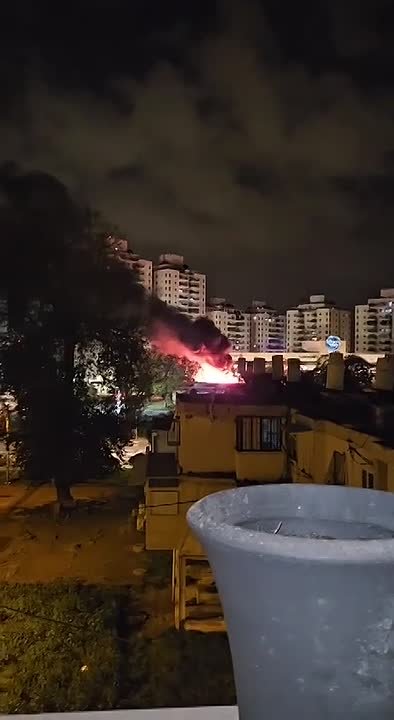 В ходе ночных ударов по Израилю Иран добился нескольких попаданий, в том числе и в Тель-Авиве