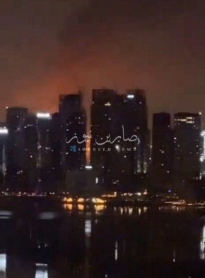 В аэропорту Дубая дрон попал в резервуар с топливом, после чего начался сильный пожар