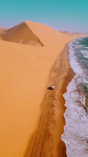 Там, где южноафриканская пустыня Намиб встречается с водами Атлантического океана