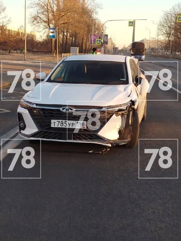 Пенсионерка скончалась в больнице после того, как попала под колёса иномарки на Пулковском шоссе