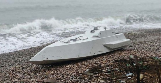 На побережье Турции выбросило поврежденный украинский БЭК