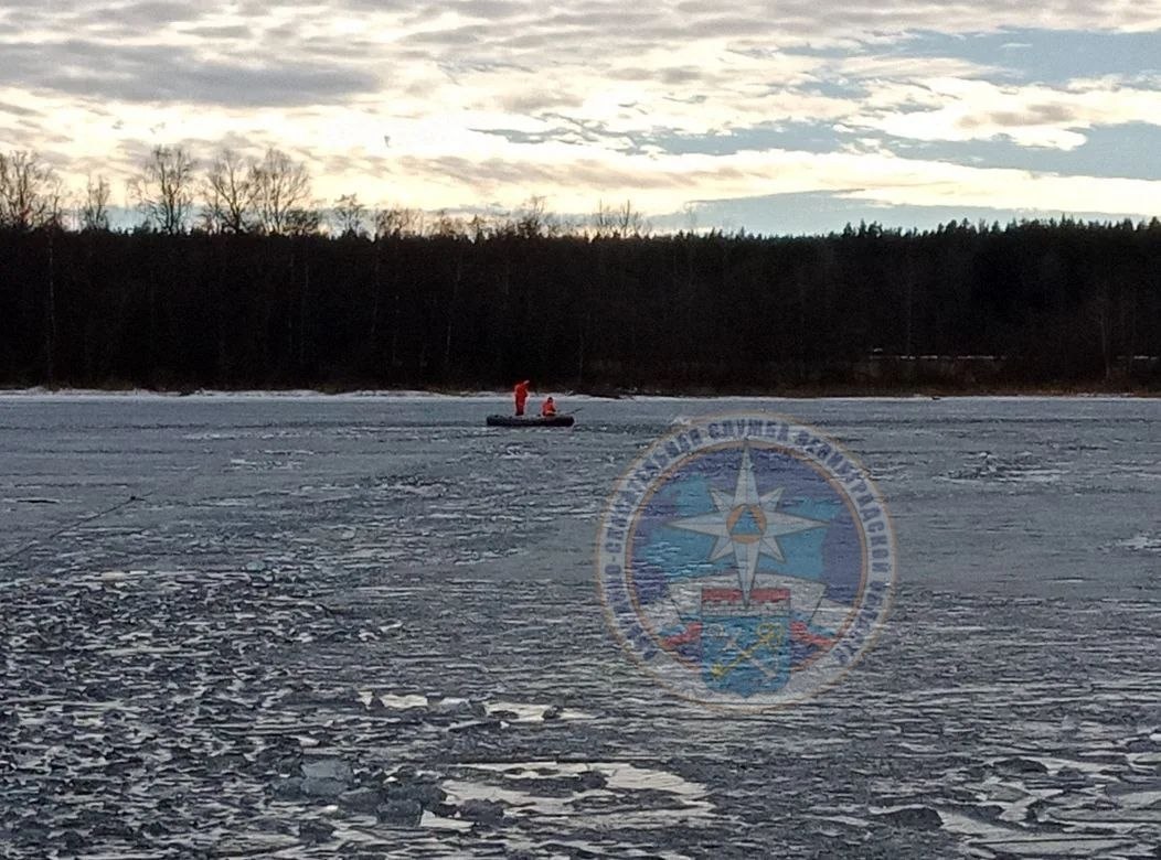На озере Комсомольское мужчина погиб, провалившись под лед