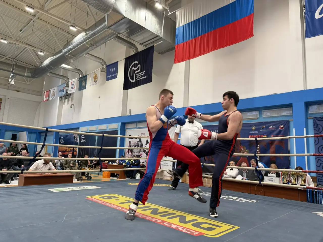 В Санкт-Петербурге по поручению Председателя СК России вручены ведомственные награды участникам специальной военной операции В Санкт-Петербурге по поручению Председателя СК России вручены ведомственные награды участникам специальной военной операции