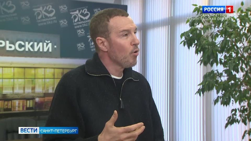 МХТ имени Чехова начал гастроли в Петербурге с постановки о любви