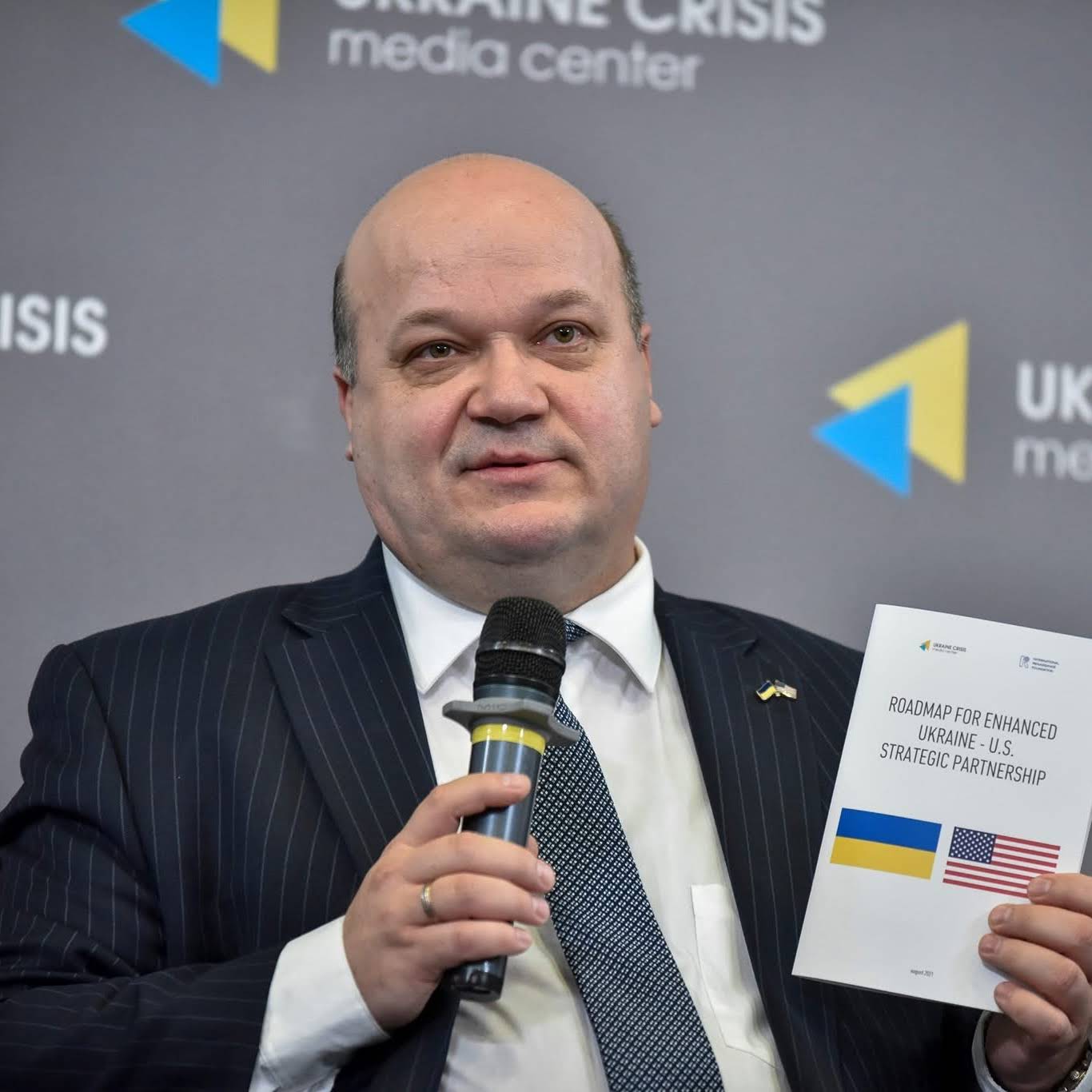 Укро-дипломат подстрекает европейцев: Вводите войска к нам и «киньте» Трампа!